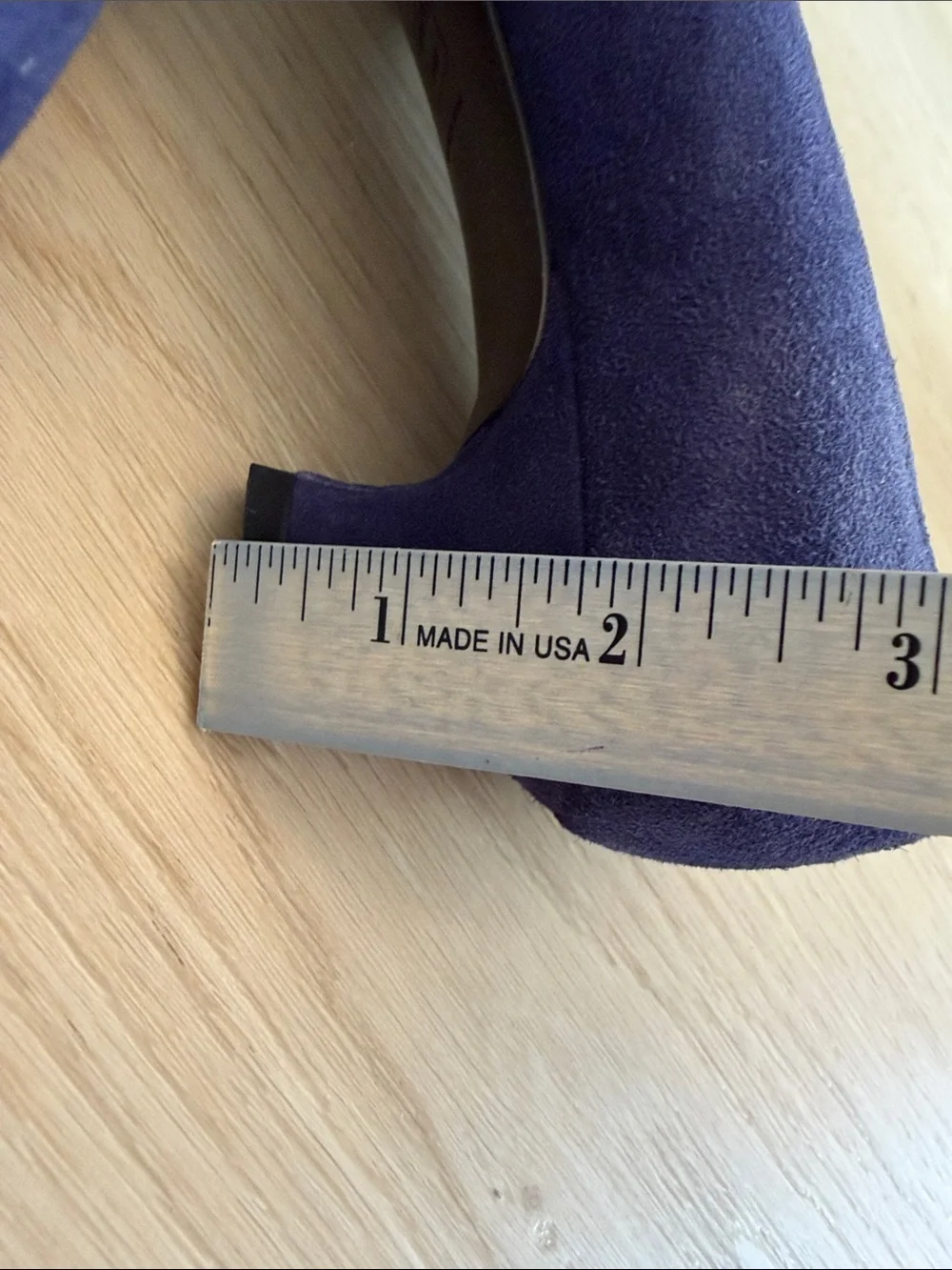 Stuart Weitzman classic pointed